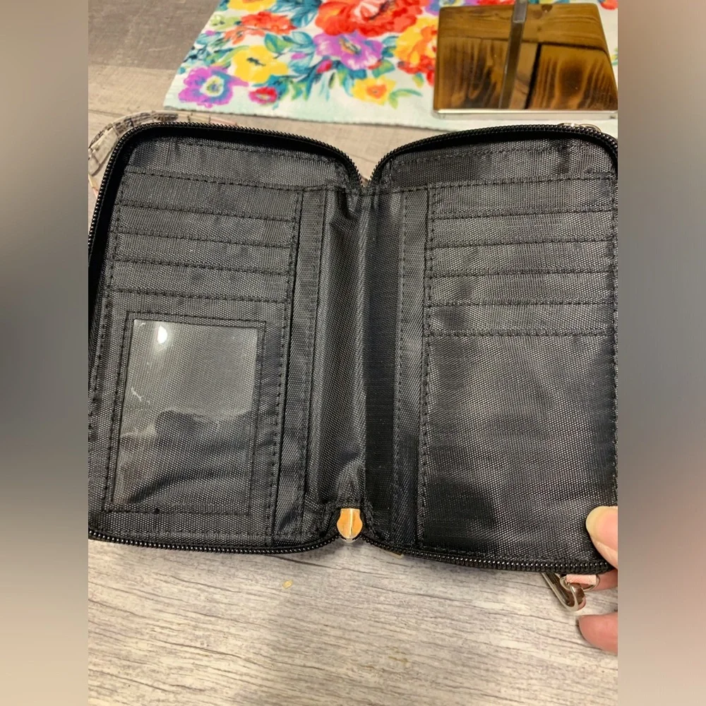 Charming Piglet Print Wallet on a Chain - Picture 4 of 6